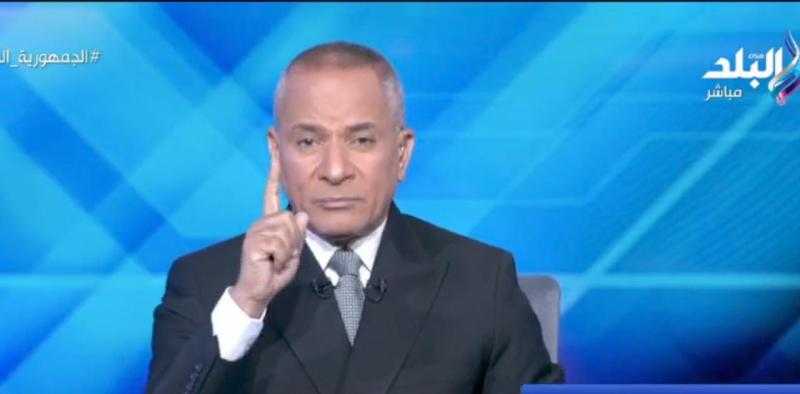 أحمد موسى: «الرئيس عارف كل حاجة عن هذا الوطن».. فيديو