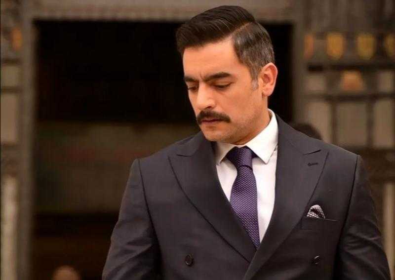 شاهد| هاني سلامة يستعيد ذكريات مسلسل «ملف سري»