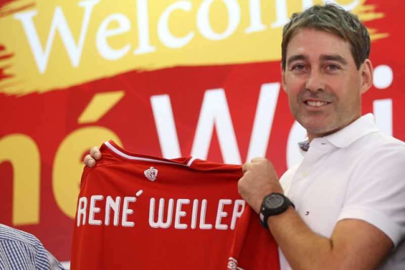 هل يعود فايلر لتدريب الأهلي من جديد؟.. ناقد رياضي يحسم الجدل