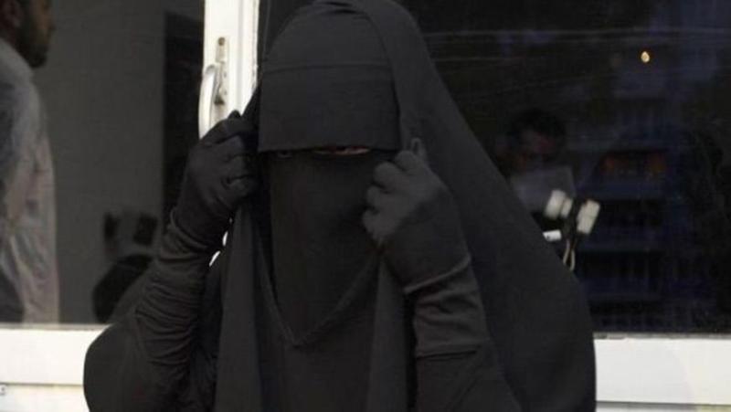 خلع النقاب