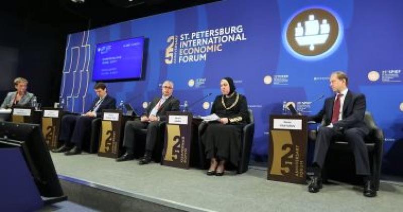 وزير الصناعة والتجارة 