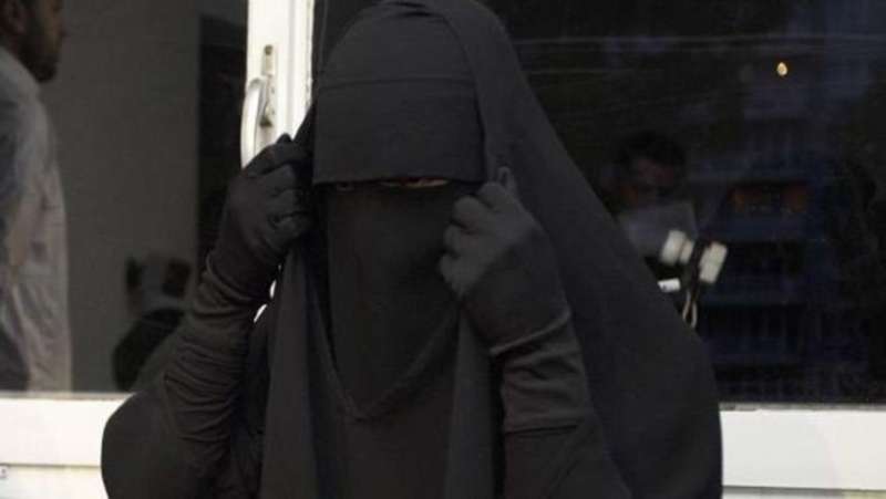 حكم خلع النقاب