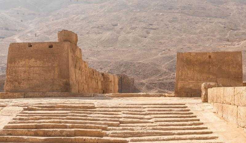 «السياحة والآثار» تشارك في مؤتمر دولي بألمانيا عن مدينة أتريبس