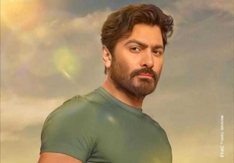 تامر حسني يشوق متابعيه لفيلم «بحبك» قبل طرحه في السينمات