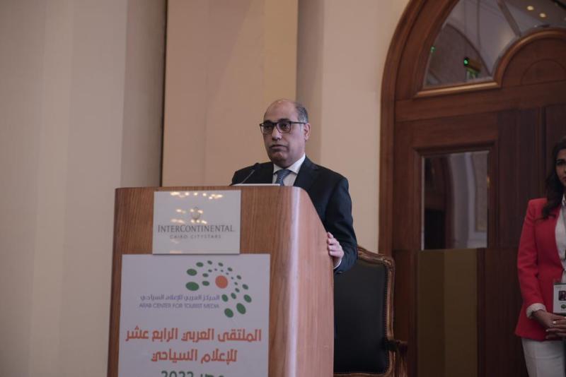 أثناء افتتاح الملتقى