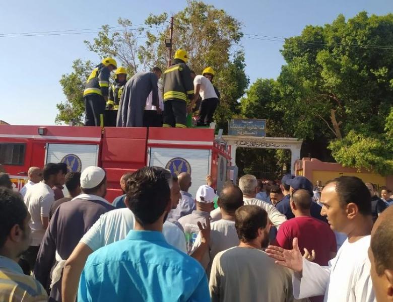 جنازة مهيبة لوكيل البحث الجنائي بأبوتشت بمشاركة الآلاف - صور