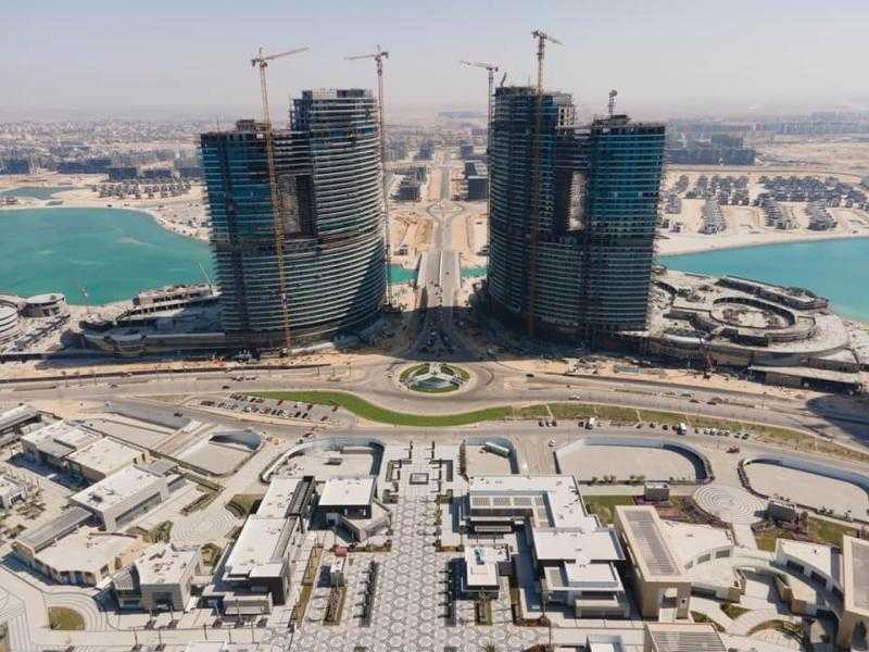 الإسكان: بيع 90% من الأبراج الموجودة في العلمين الجديدة - فيديو