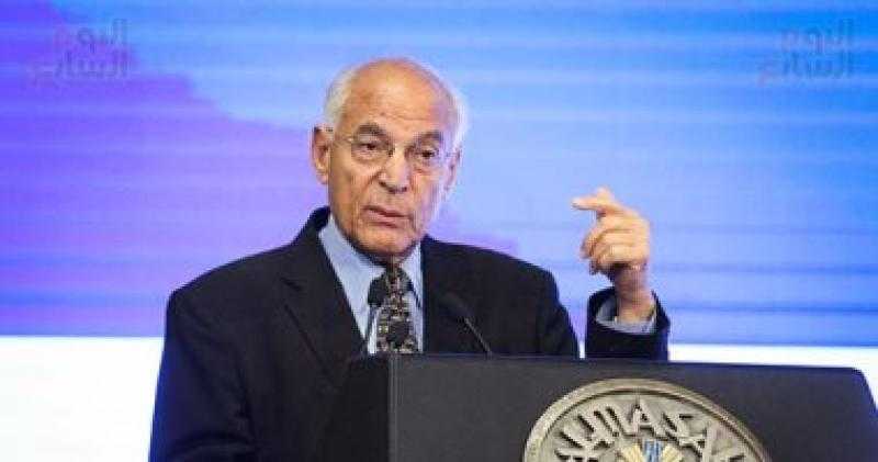 فاروق الباز: «كان نفسي أدخل كلية طب لكن مجموعي لم يسمح»