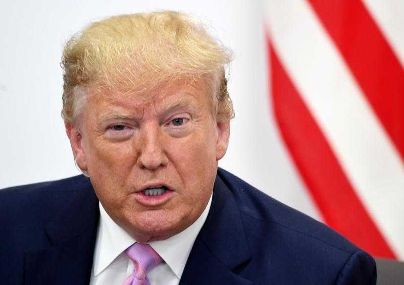 شاهد.. ترامب يعلق على واقعة سقوط بايدن عن دراجته الهوائية: «هل رأى أحد ذلك؟»