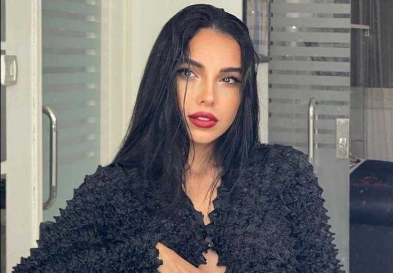 سلمى أبو ضيف تكشف كواليس أحدث جلسة تصوير لها | فيديو