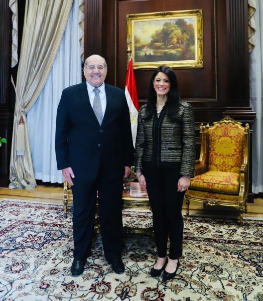 وزيرة التعاون الدولي 