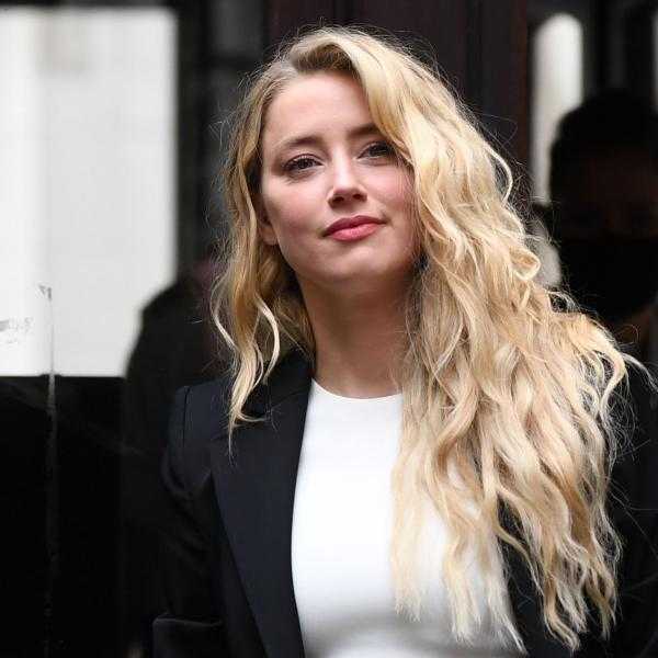 عقب تغريمها 15 مليون دولار لصالح زوجها.. ظهور صادم لـ«آمبر هيرد» داخل متجر ملابس- فيديو