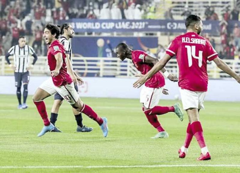 نجم الزمالك يسخر من لاعب الأهلي بعبارات قاسية