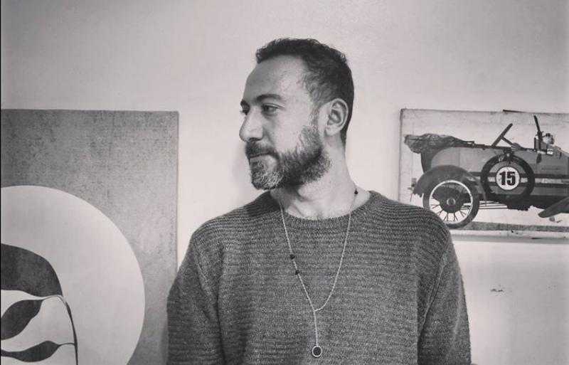 عابد عناني يروج لـ «البيت بيتي» بالتزامن مع عرضه