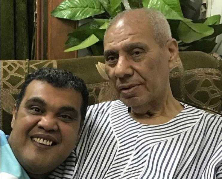 الليلة.. أحمد فتحي يستقبل عزاء والده في مسجد الشرطة