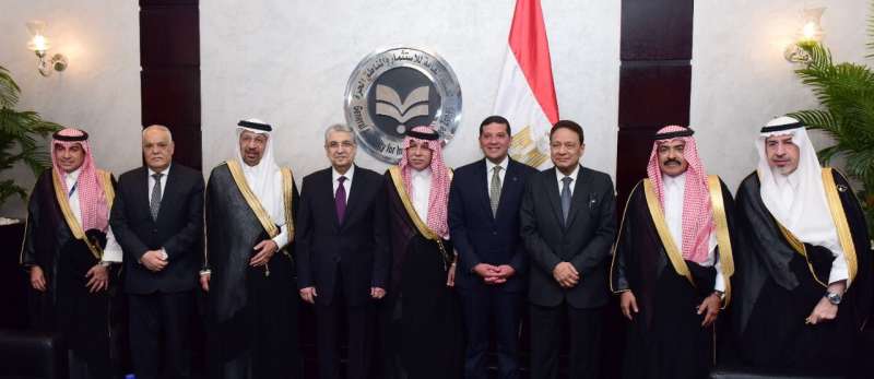 جانب  من توقيع الاتفاقيات بين السعودية ومصر