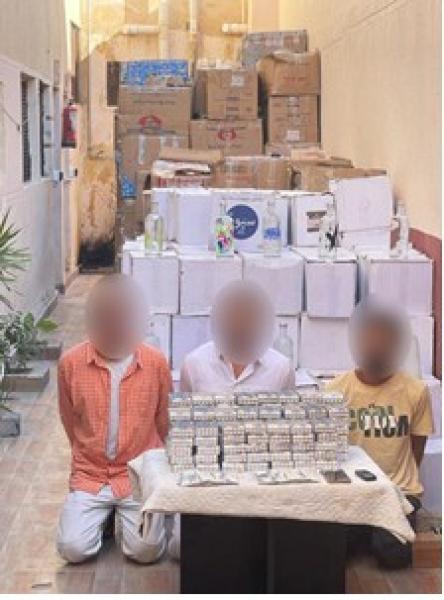 ضبط 56 ألف قرص مخدر و3828 زجاجة خمور وأقراص منشطة بمطروح