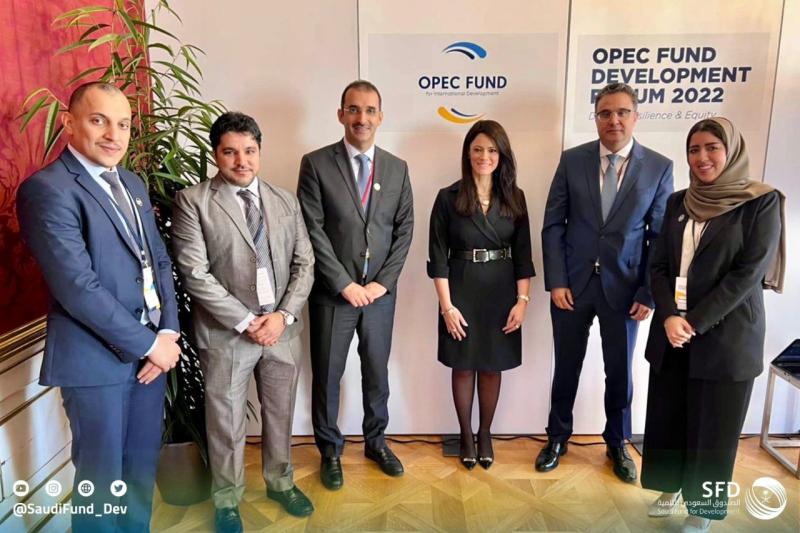 وزيرة التعاون الدولي تبحث جهود التحول الأخضر مع صندوق أوبك ومجموعة التنسيق العربية