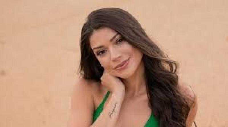غيبوبة وسكتة دماغية أدت إلى الوفاة .. نهاية مأساوية لملكة جمال