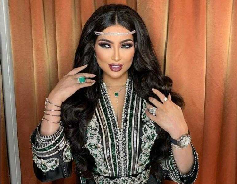 شاهد.. دنيا بطمة تتعرض لموقف محرج في أحدث حفلاتها