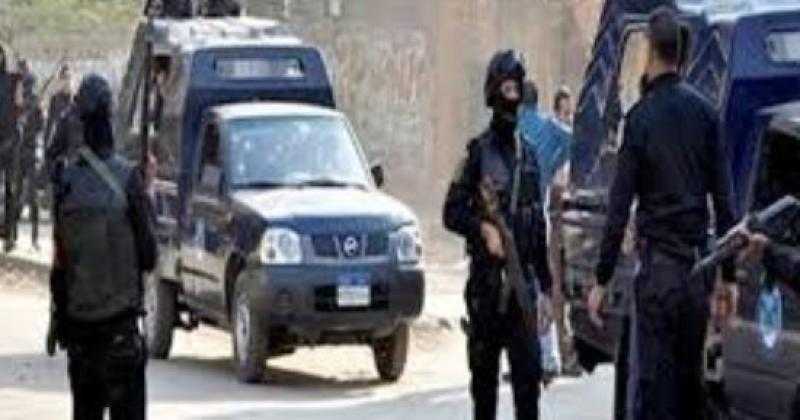 مصرع شاب طعنًا في دشنا.. وأسرته تشعل النيران في منزل قاتله