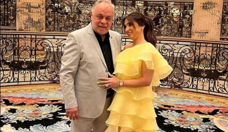بإطلالة رومانسية.. أشرف زكي وروجينا يخطفان الأنظار في أحدث ظهور