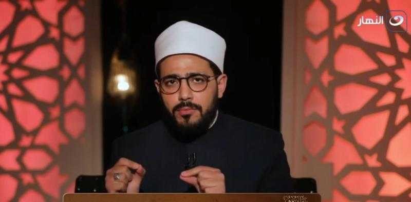 أزهري: «لو أنت فقير اوعى تتزوج غنية» - فيديو