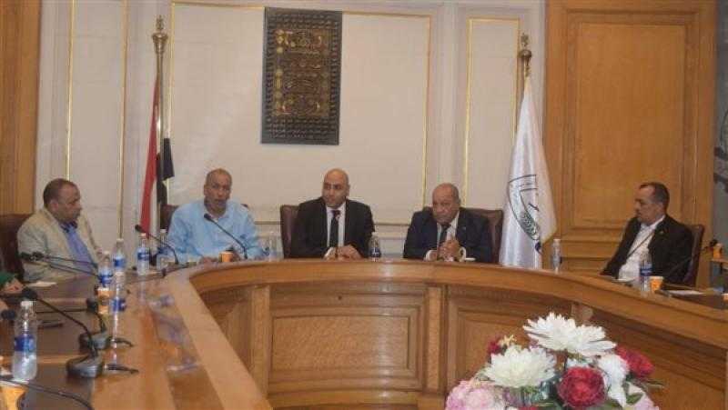 «بالتزكية».. عطية حماد رئيسًا لشعبة المخابز بالقاهرة لمدة 4 سنوات