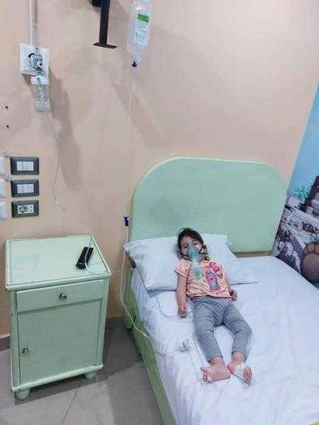 في سباق مع الزمن.. استمرار دعم الفنانين «للطفلة رقية» والتبرعات تصل لـ27 مليون جنيه