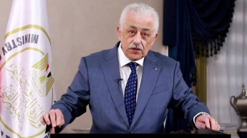 طارق شوقي: «بكره هنلاقي صور لتجمهر وطلبة منهارة في الامتحان»