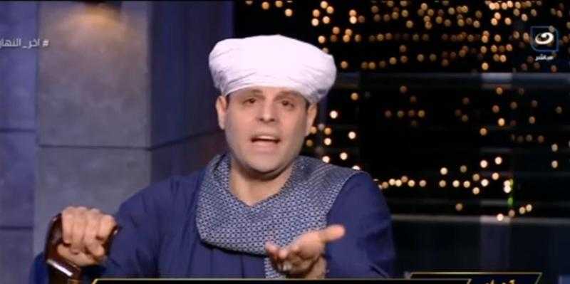 بعد إيقافه.. محمود التهامي يفتح النار على هاني شاكر: «ما يرد علينا هو إحنا قليلين!»