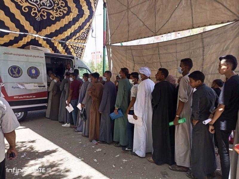 قوافل الأحوال المدنية تستخرج 12 ألف بطاقة رقم قومي