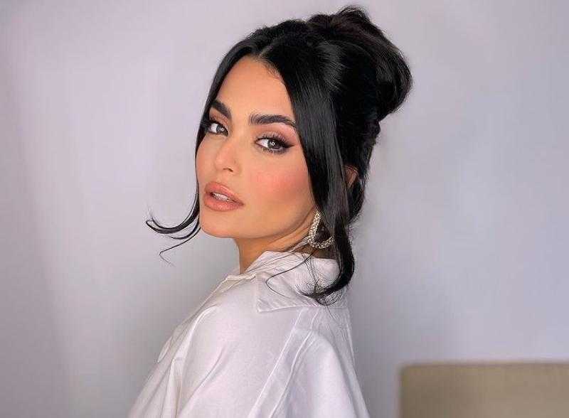 بإطلالة ساحرة.. أسماء جلال تتألق في أحدث ظهور لها عبر إنستجرام