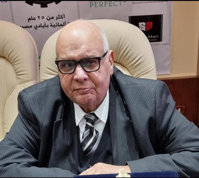  الدكتور محمد خميس شعبان الأمين العام لجمعية مستثمرى أكتوبر 