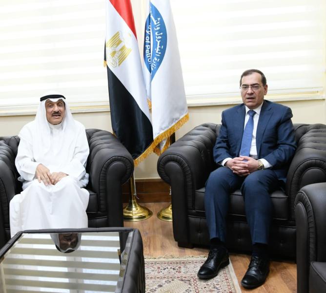 وزير البترول والثروة المعدنية