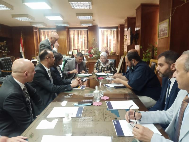 برتوكول تعاون بين «نقل الكهرباء» و«سيمنز» لزيادة سعة محطة محولات السويس