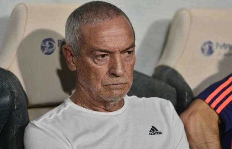 قبل مواجهة سيراميكا.. فيريرا يحذر مدافعي الزمالك من مهاجمه المفضل
