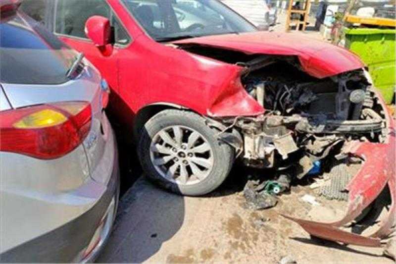 إصابة 10 أشخاص في حادث تصادم بجسر السويس