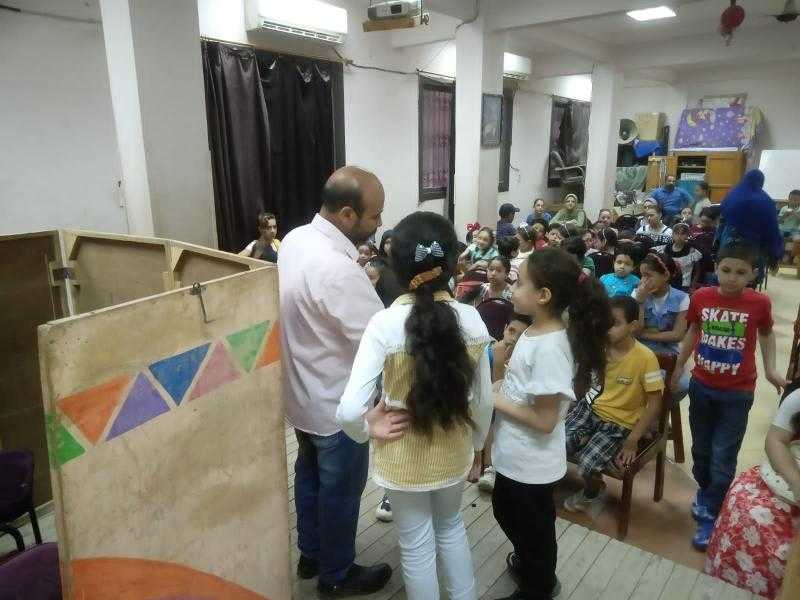 القوافل الثقافية تواصل فعالياتها بأسيوط