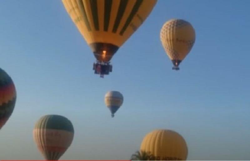 الأقصر تحتفل بذكرى ثورة 30 يونيو برحلات البالون الطائر «فيديو»