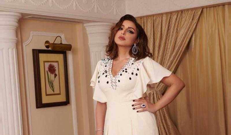 أنغام تلتقي جمهورها في المنارة.. الليلة