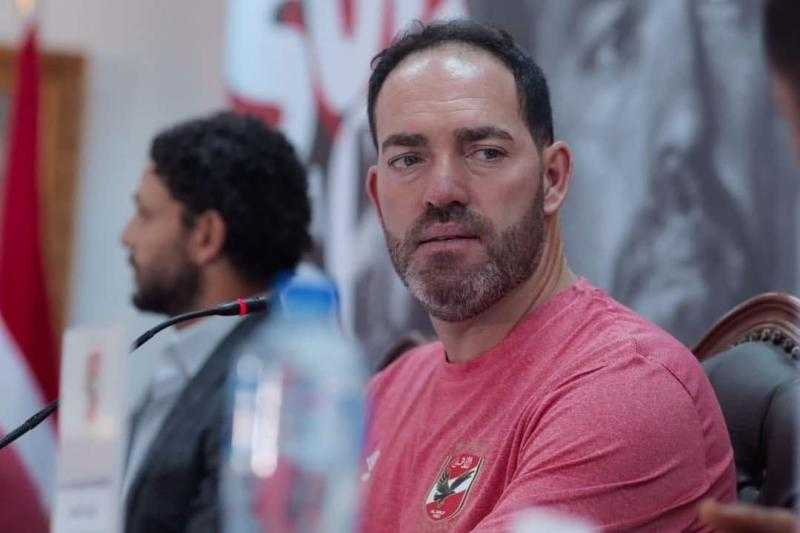 ريكاردو سورايش: لا أحد فوق الأهلي.. واللاعبون سيدافعون عن النادي