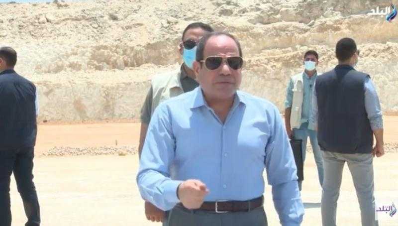 الرئيس السيسي يوجه رسالة للمواطنين.. ويؤكد: «بتابع أي شكوى» - فيديو