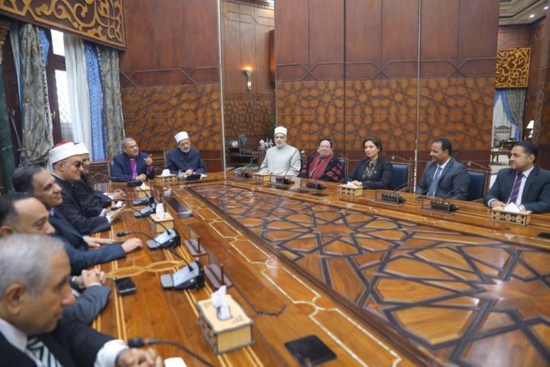شيخ الأزهر يستقبل رئيس الطائفة الإنجيلية للتهنئة بعيد الأضحى المبارك