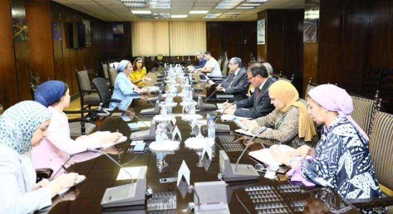 اجتماعات مكثفة بين «الكهرباء» و«البيئة» للتحضير لاستضافة مصر لمؤتمر المناخ COP 27.. «تفاصيل»