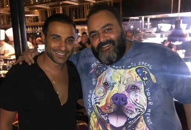 أحمد فهمي يحتفل بعيد ميلاد شيكو وهذه رسالته له