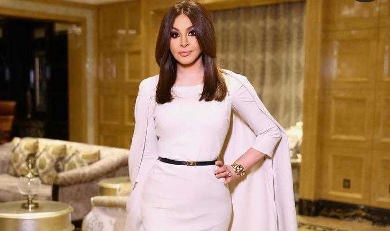 إليسا: «تحية للجزائر وأهلها بالعيد الوطني»
