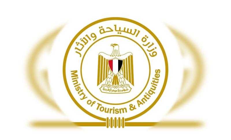 اللجنة الإدارية بوزارة السياحة والآثار تجتمع لاختيار مدير عام إدارة السياحة الدينية