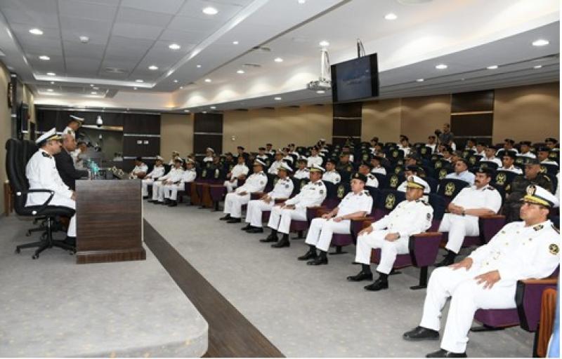 أكاديمية الشرطة تُكرم الضباط بكلية التدريب والتنمية الدورة الـ 13