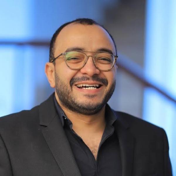 تفاصيل مشاركة حسام داغر في «الضاحك الباكي»